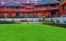 Himalayan Nomad Cottage, Manali ! All 2 Bedroom Independent Cottages ! Personal Lawn Every Cottage ! Parking ! Scenic Mountains View ! Spacious Rooms !