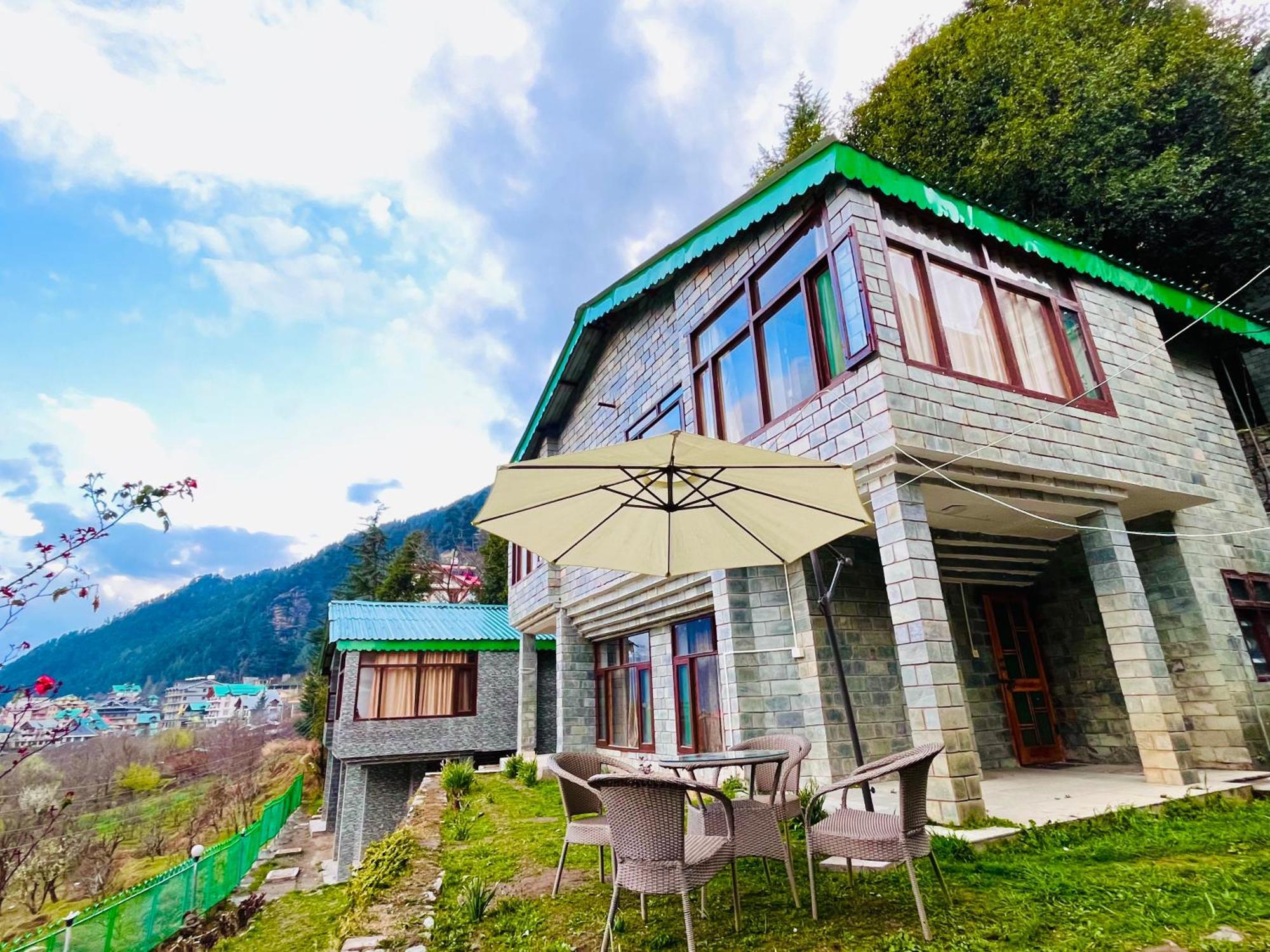 Himalayan Nomad Cottage, Manali ! All 2 Bedroom Independent Cottages ! Personal Lawn Every Cottage ! Parking ! Scenic Mountains View ! Spacious Rooms ! Exterior photo