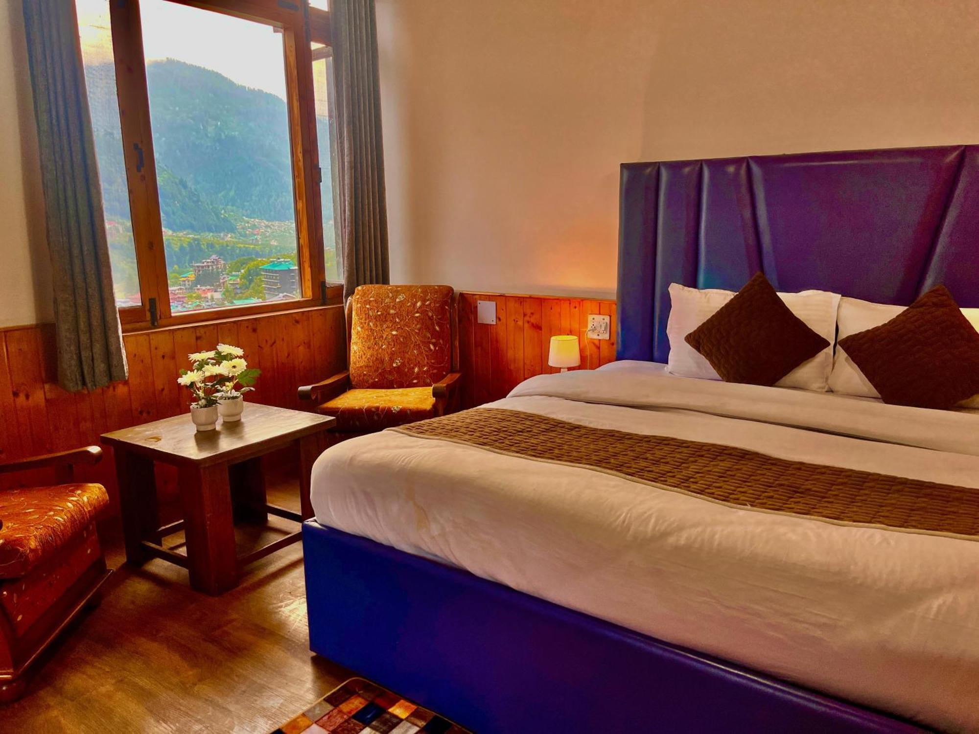 Himalayan Nomad Cottage, Manali ! All 2 Bedroom Independent Cottages ! Personal Lawn Every Cottage ! Parking ! Scenic Mountains View ! Spacious Rooms ! Exterior photo