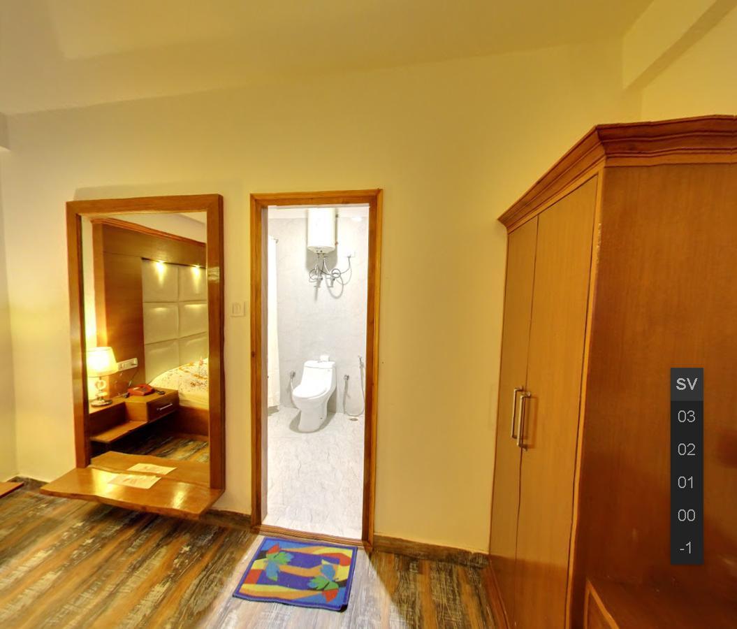 Himalayan Nomad Cottage, Manali ! All 2 Bedroom Independent Cottages ! Personal Lawn Every Cottage ! Parking ! Scenic Mountains View ! Spacious Rooms ! Exterior photo