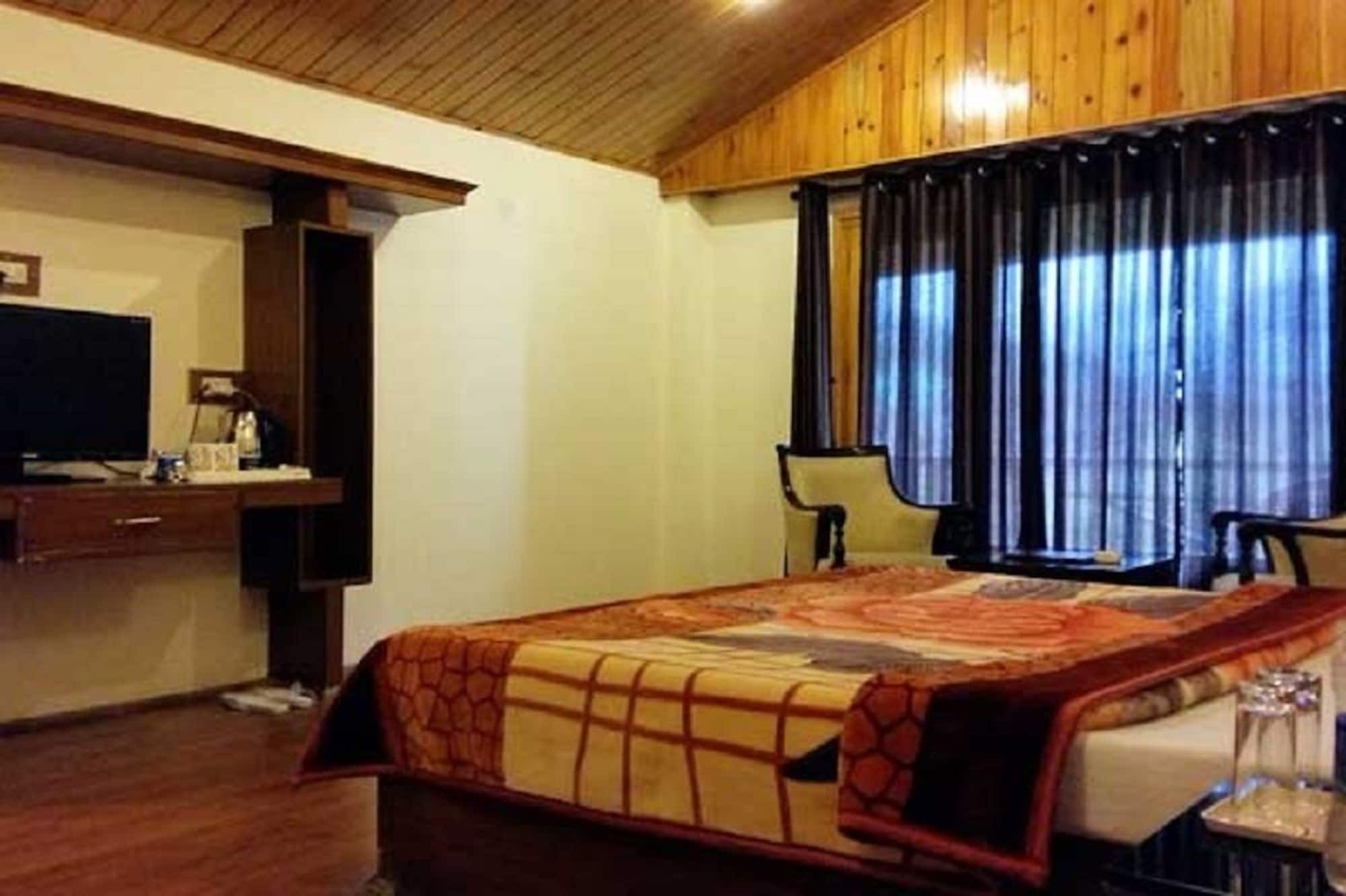 Himalayan Nomad Cottage, Manali ! All 2 Bedroom Independent Cottages ! Personal Lawn Every Cottage ! Parking ! Scenic Mountains View ! Spacious Rooms ! Exterior photo